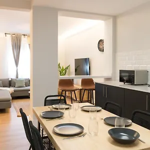  Apartment Garay